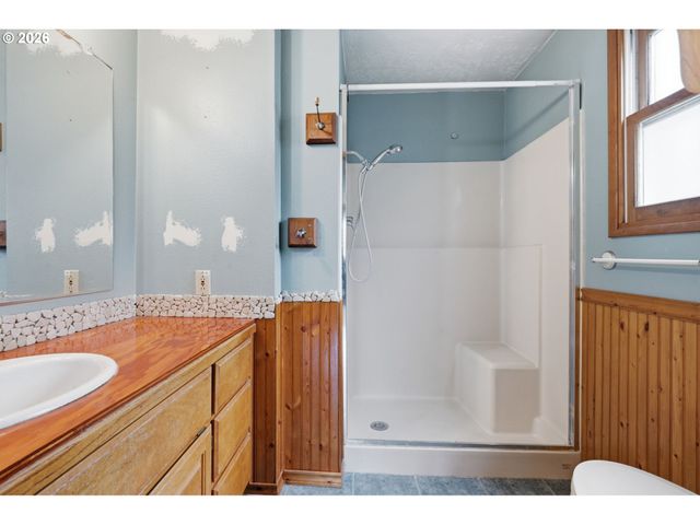 51881 Se 6TH St, Scappoose, OR 97056