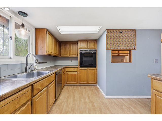 51881 Se 6TH St, Scappoose, OR 97056