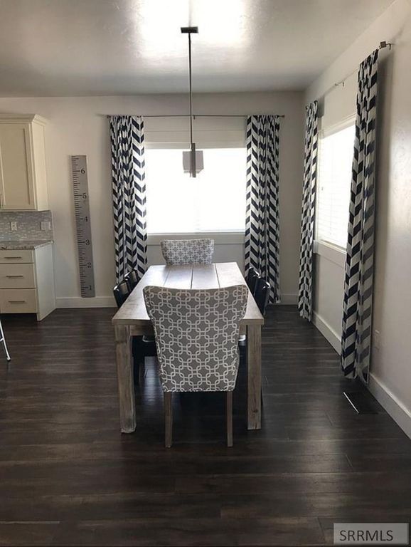 Image 11 of property listing at 161 Walnut Drive, Ashton, ID 83420