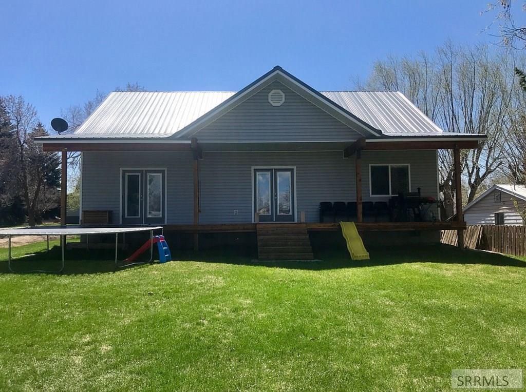 Image 4 of property listing at 161 Walnut Drive, Ashton, ID 83420