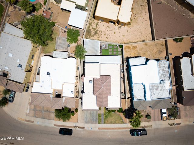 3061 SOLAR POINT Lane, El Paso, TX 79938