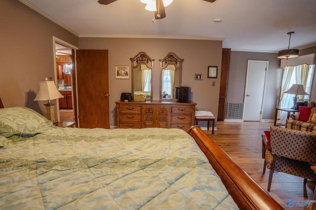 102 Cedar Lane, Moulton, AL 35650