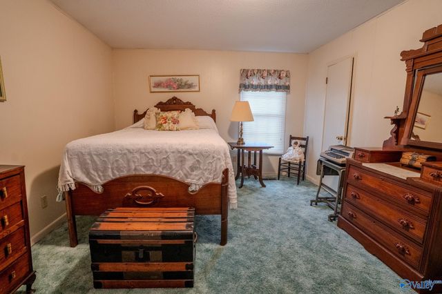 102 Cedar Lane, Moulton, AL 35650