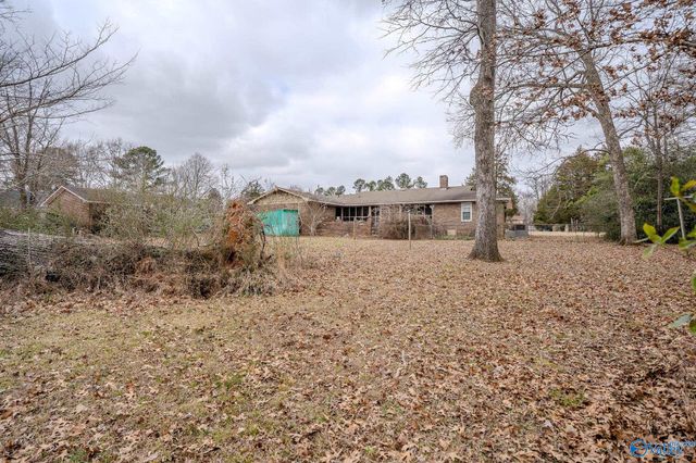 102 Cedar Lane, Moulton, AL 35650