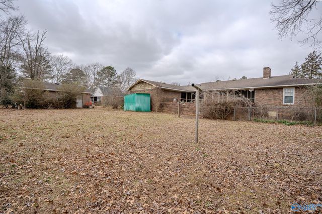 102 Cedar Lane, Moulton, AL 35650