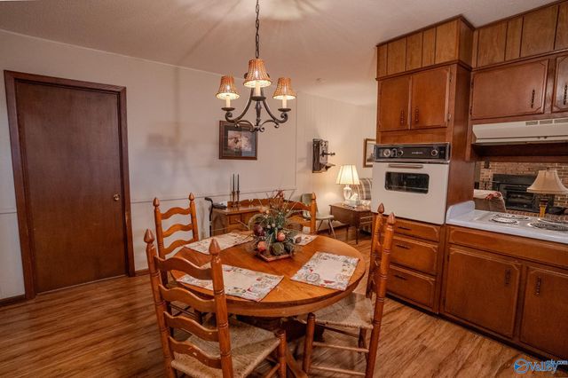 102 Cedar Lane, Moulton, AL 35650