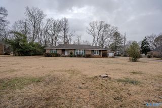 102 Cedar Lane, Moulton, AL 35650