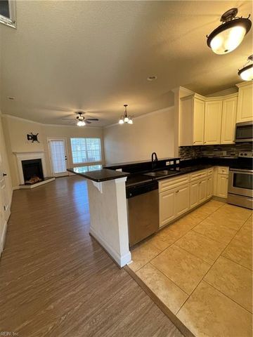 573 Old Colonial WAY, Newport News, VA 23608