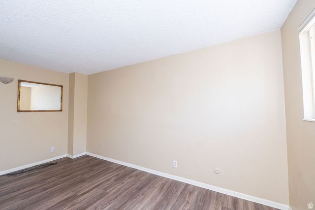 842 ASPEN EAST DR, Layton, UT 84041