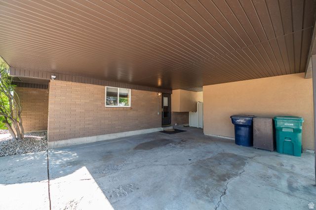 842 ASPEN EAST DR, Layton, UT 84041