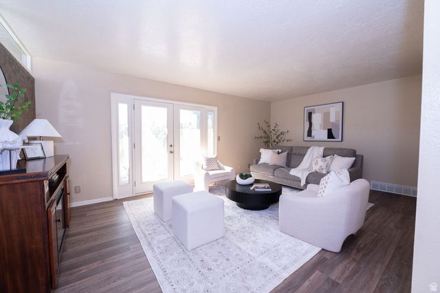 842 ASPEN EAST DR, Layton, UT 84041