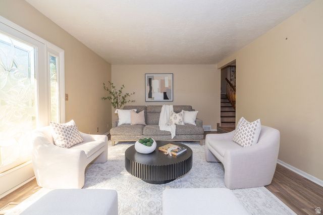 842 ASPEN EAST DR, Layton, UT 84041