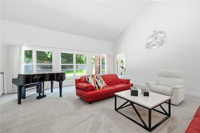 1529 Clear Brook Drive, Sugarcreek Twp, OH 45440