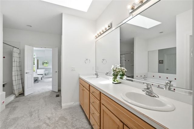 1529 Clear Brook Drive, Sugarcreek Twp, OH 45440