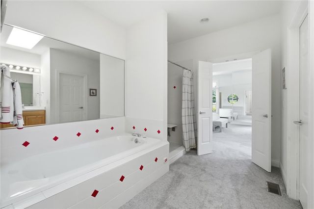 1529 Clear Brook Drive, Sugarcreek Twp, OH 45440