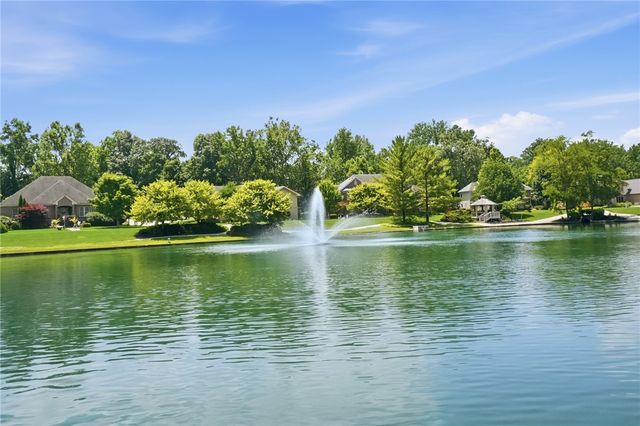 1529 Clear Brook Drive, Sugarcreek Twp, OH 45440
