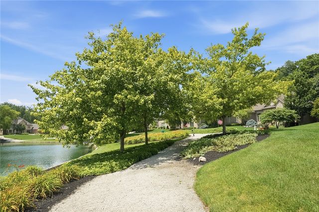 1529 Clear Brook Drive, Sugarcreek Twp, OH 45440