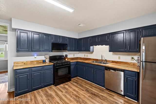 2506 Fortson Street, Gulfport, MS 39503