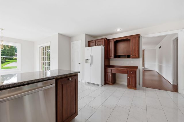 852 Glen Abbey Circle, Lexington, KY 40509