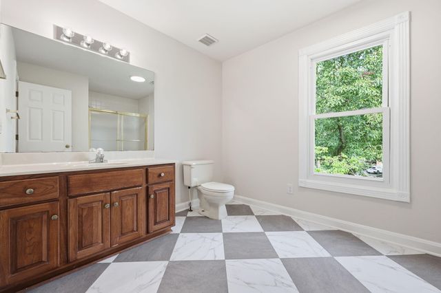 852 Glen Abbey Circle, Lexington, KY 40509