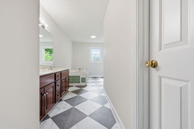 852 Glen Abbey Circle, Lexington, KY 40509