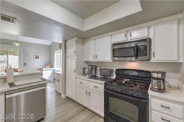 8912 Surf View Drive, Las Vegas, NV 89117