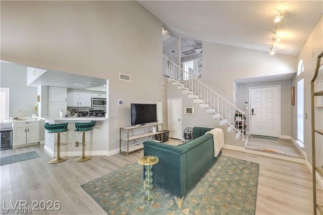 8912 Surf View Drive, Las Vegas, NV 89117