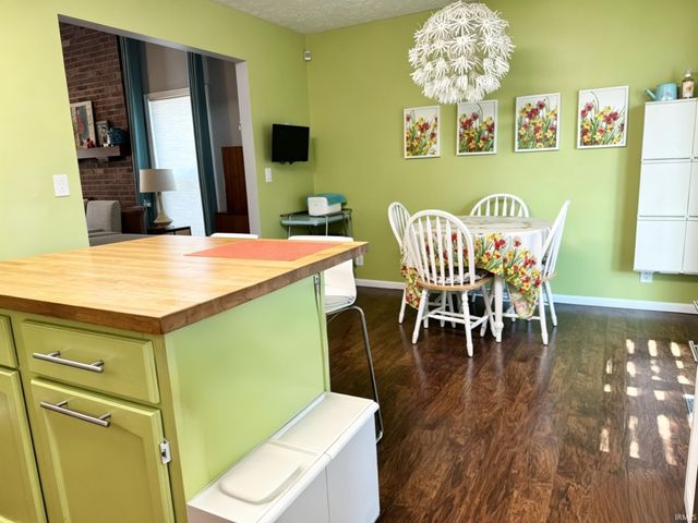 464 Westview Circle, West Lafayette, IN 47906