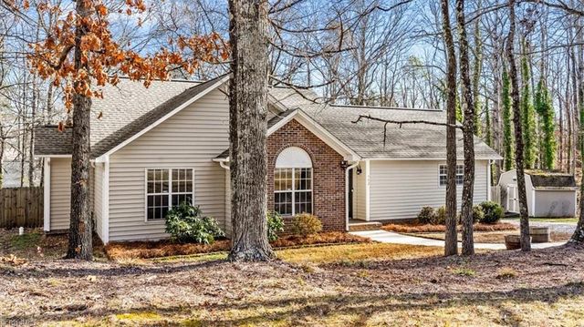 402 Shadybrook Road, High Point, NC 27265