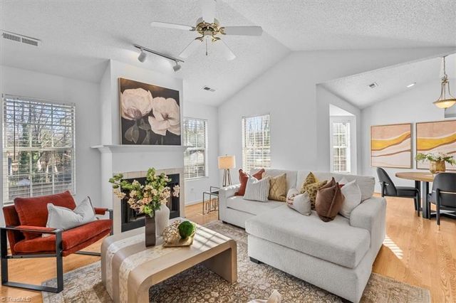 402 Shadybrook Road, High Point, NC 27265