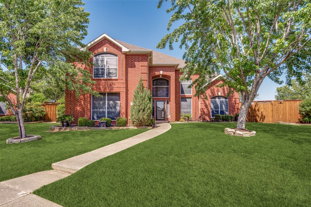 3932 Harrison Court, Carrollton, TX 75010