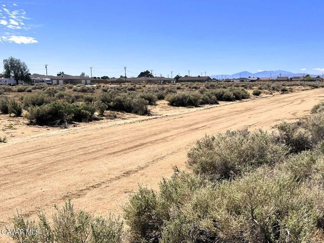 8187 Jimsom Avenue, California City, CA 93505