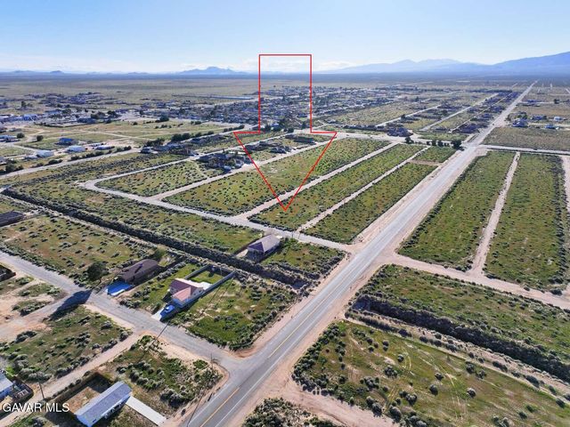 8187 Jimsom Avenue, California City, CA 93505