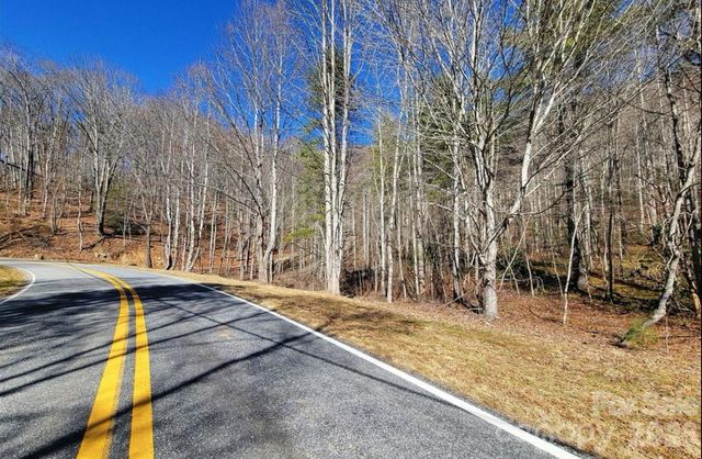 2166 Cove Creek Road, Waynesville, NC 28785