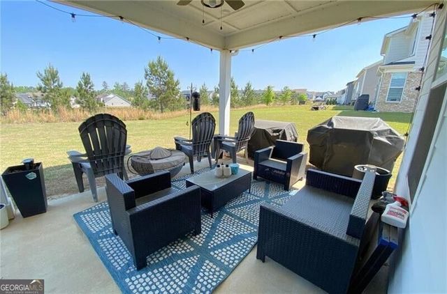 13 Candlewood Lane, Hoschton, GA 30548