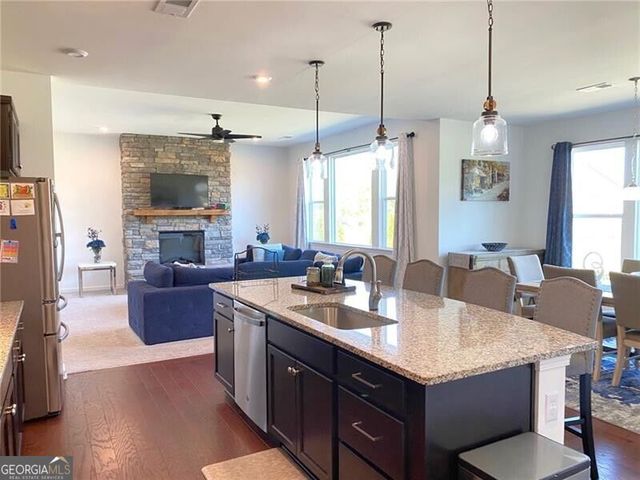 13 Candlewood Lane, Hoschton, GA 30548