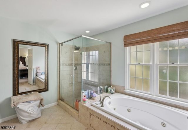 6 Sherry Ct, Wayne Twp., NJ 07470