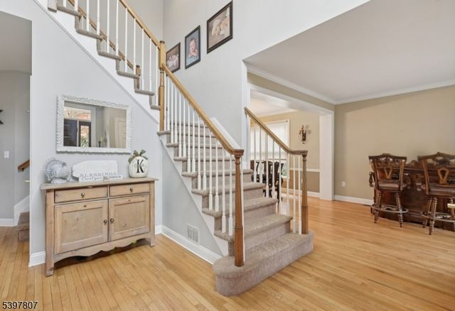 6 Sherry Ct, Wayne Twp., NJ 07470