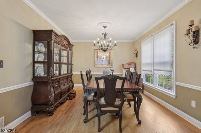 6 Sherry Ct, Wayne Twp., NJ 07470