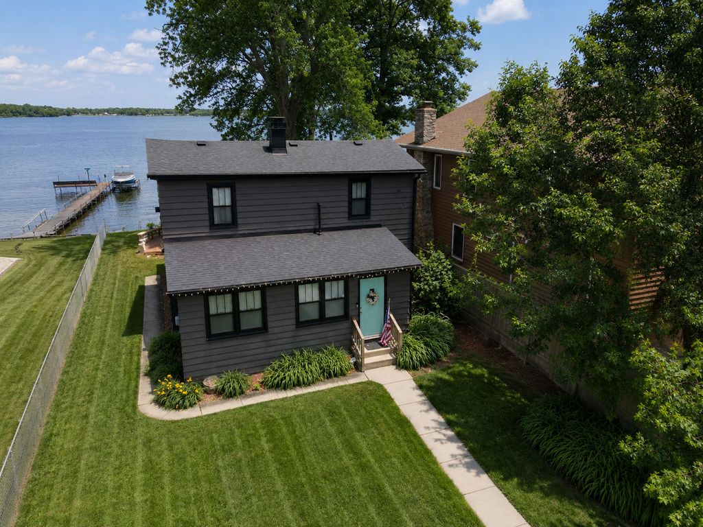 41009 N Elime Road, Antioch, IL 60002