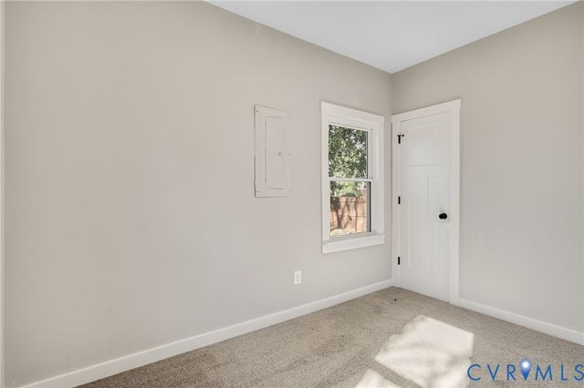 302 Brown Ave, Hopewell, VA 23860