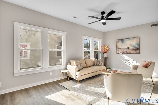 302 Brown Ave, Hopewell, VA 23860