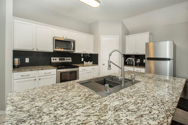 2314 Pontotoc Drive, Forney, TX 75126