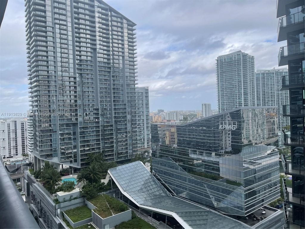 801 S Miami Ave 2207, Miami, FL 33130