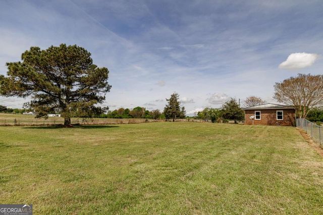 386 Sandy Creek Road, Danielsville, GA 30633