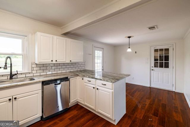 386 Sandy Creek Road, Danielsville, GA 30633