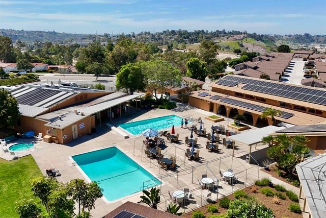 3685 Vista Campana N 30, Oceanside, CA 92057