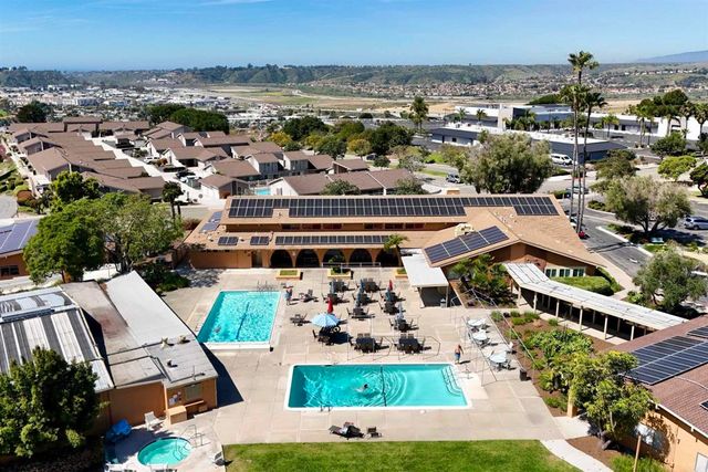 3685 Vista Campana N 30, Oceanside, CA 92057