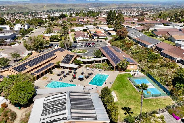 3685 Vista Campana N 30, Oceanside, CA 92057