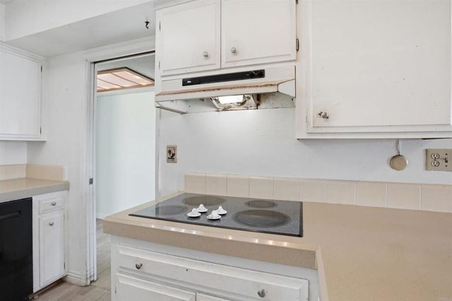 3685 Vista Campana N 30, Oceanside, CA 92057